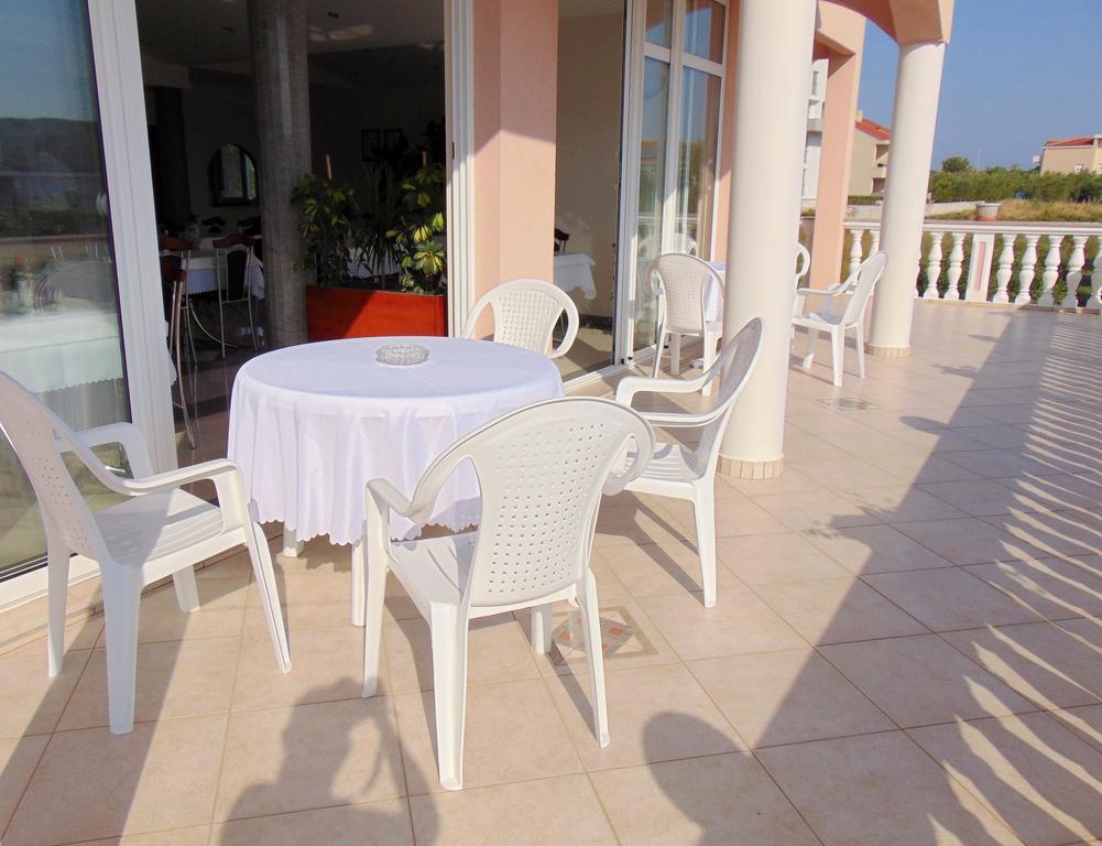 Pansion Kardum Bed & Breakfast Bibinje Luaran gambar